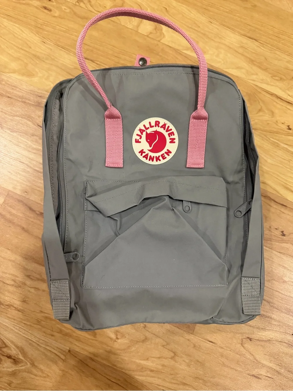 Fjallraven Kånken Kids Backpack in Gray with Pink Handles